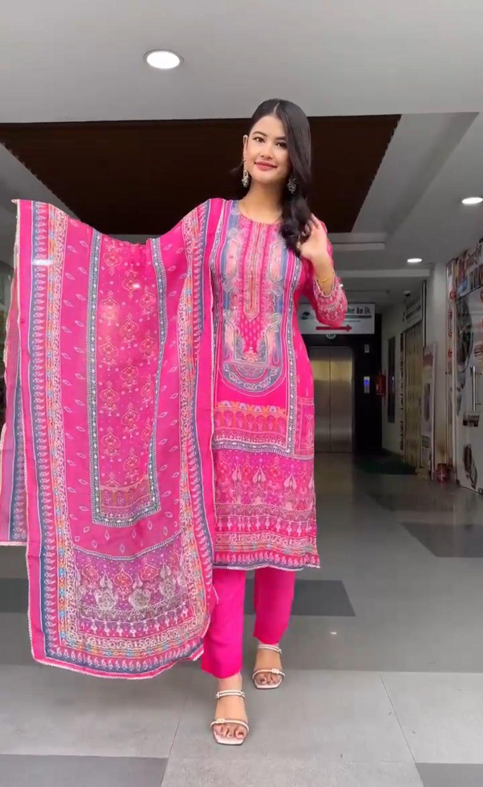 The Chinon kurti and dupatta