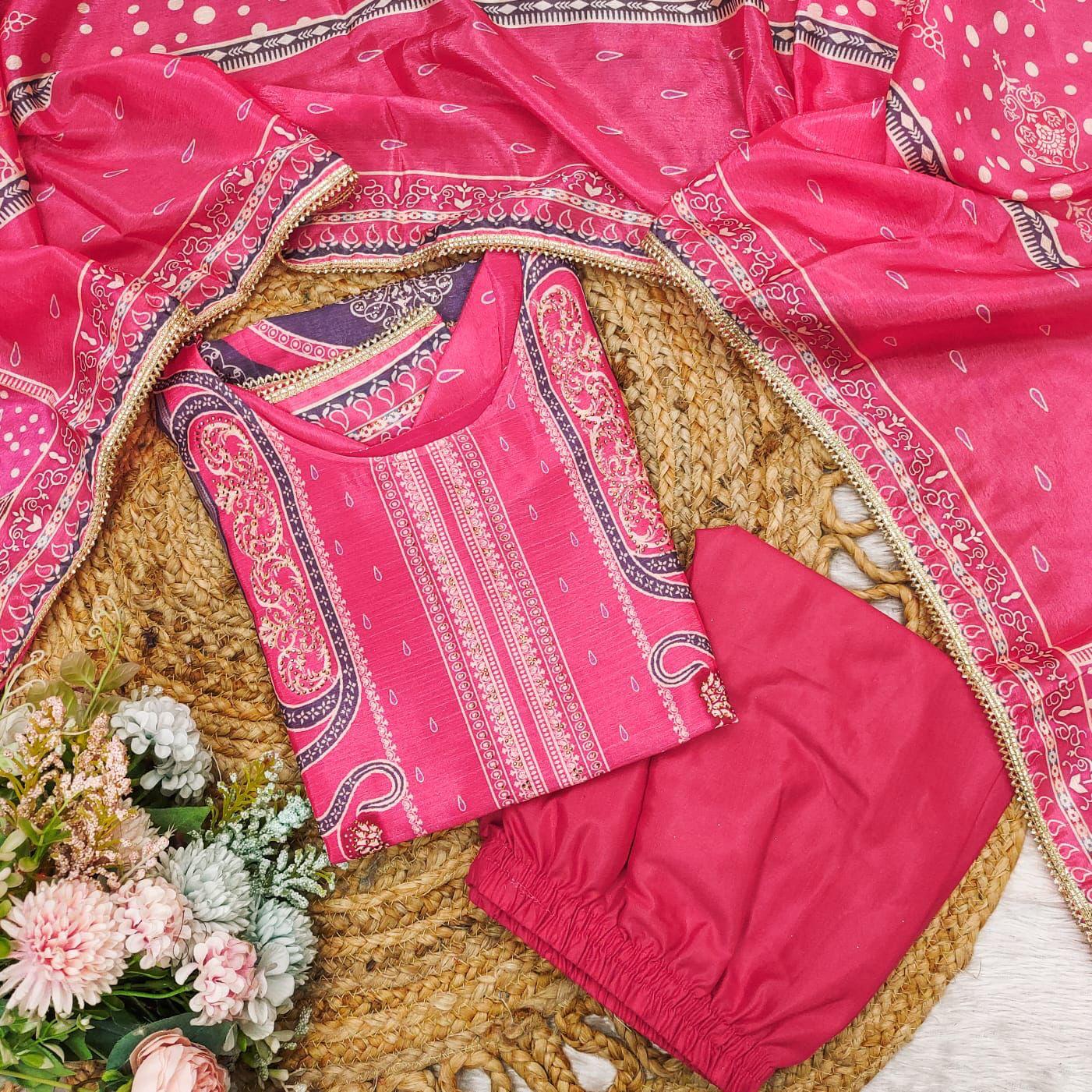 The Chinon kurti and dupatta