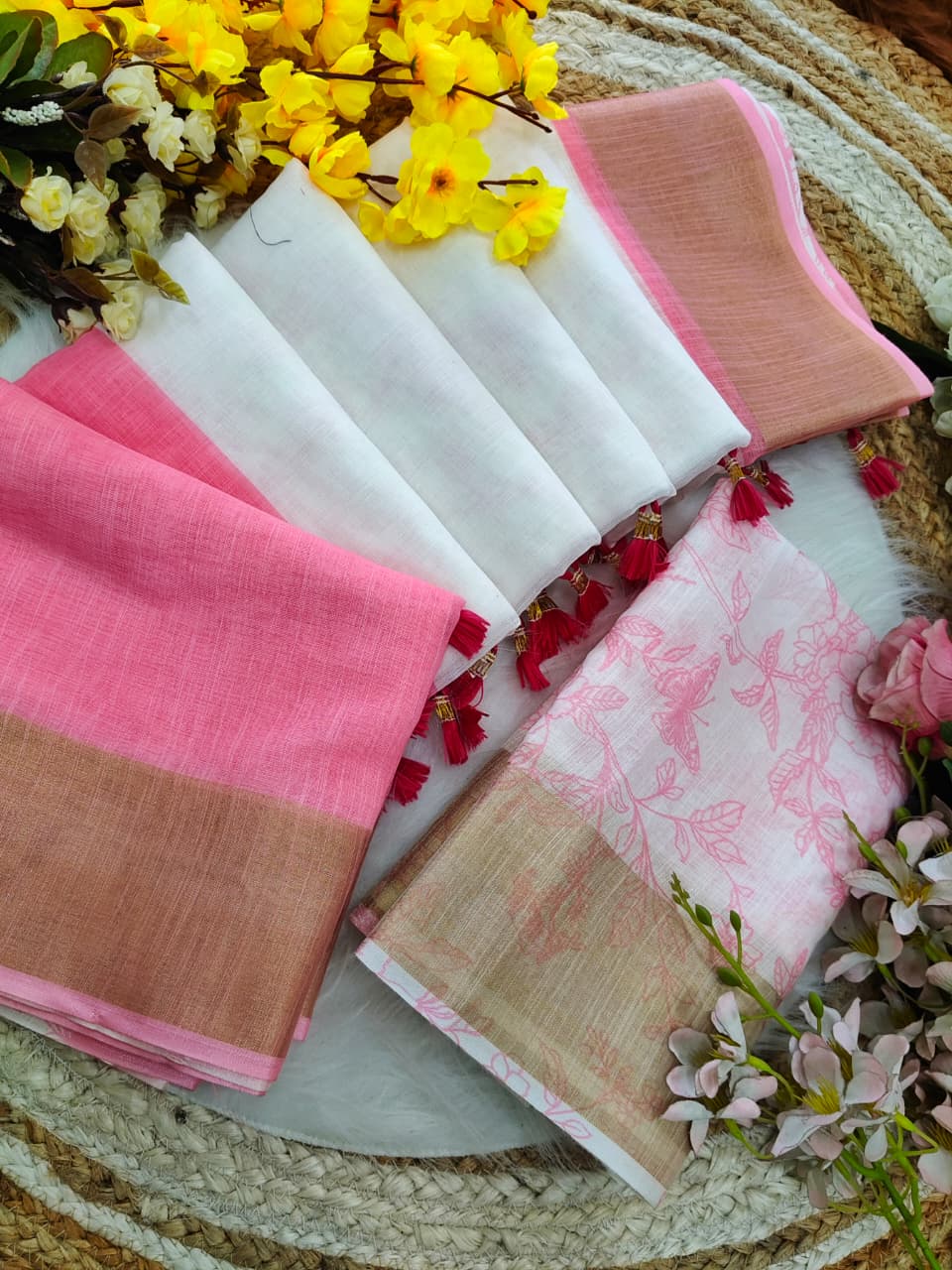GOLD Border Linen Digital Print Saree