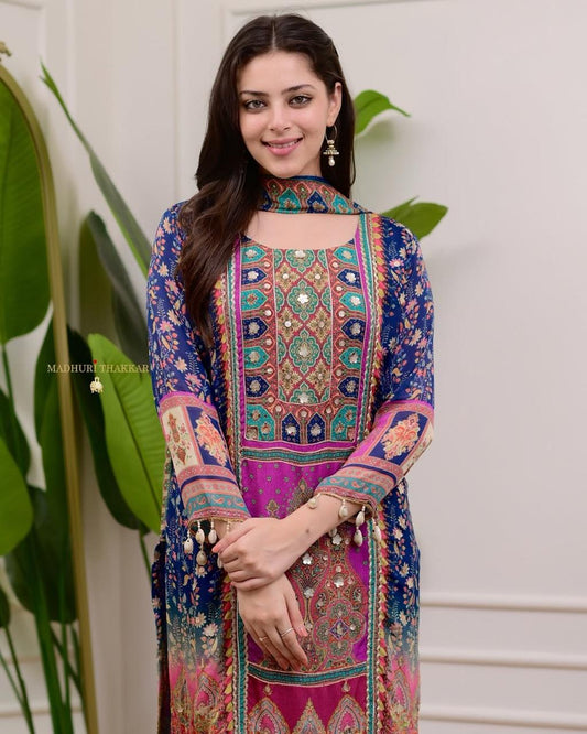 HEAVY WORK & PRINT KURTI PANT SET