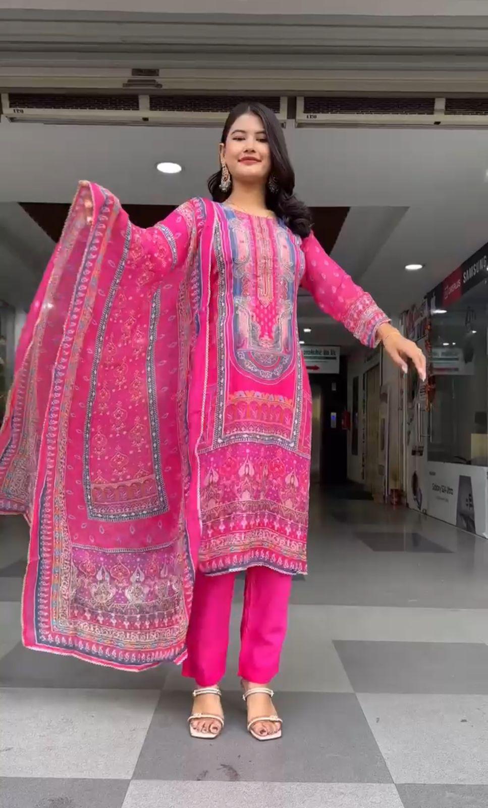 The Chinon kurti and dupatta