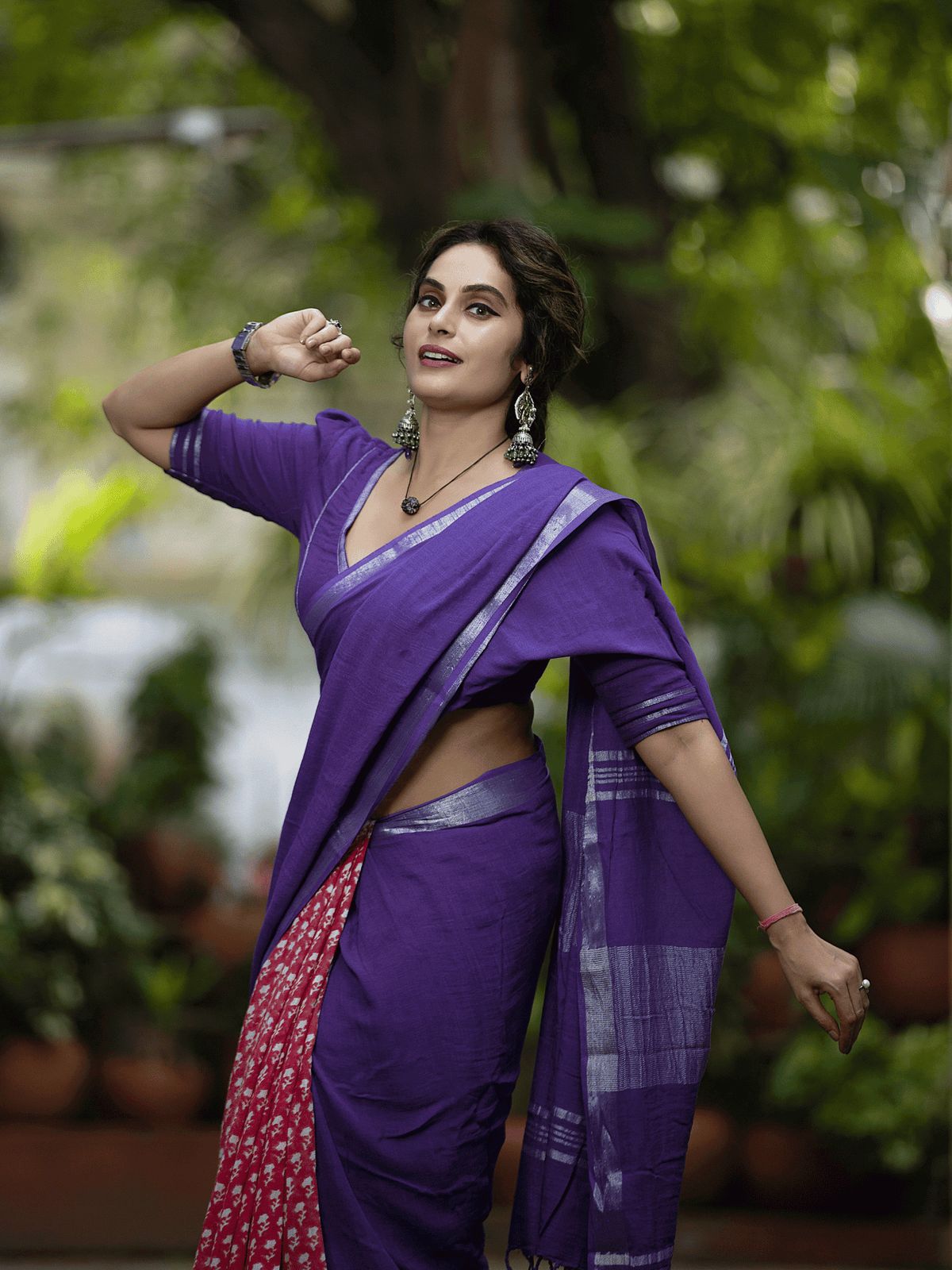 SOFT LINEN PRINTED SAREE