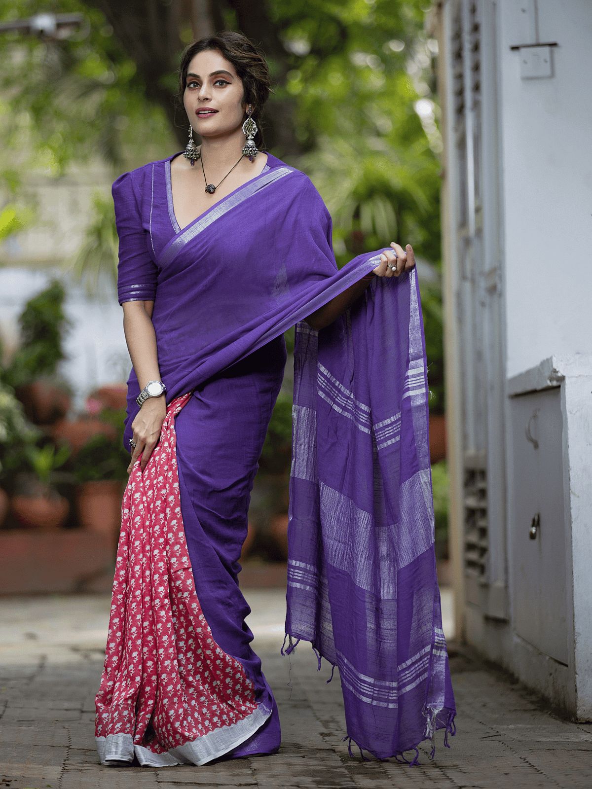 SOFT LINEN PRINTED SAREE